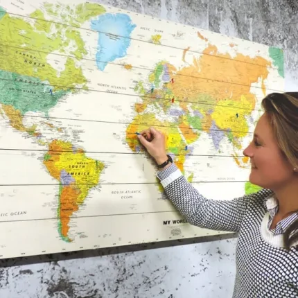 Wereldkaart Modern | Houten wereldkaart | wereldkaart op hout | woodprint.nl